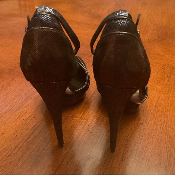 BCBGMAXAZRIA Iridescent Leather Platform Stiletto Heels women’s Size 7.5 - Picture 4 of 6